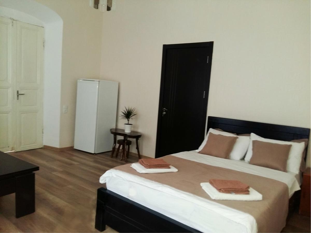 Gulo'S Home تبليسي المظهر الخارجي الصورة
